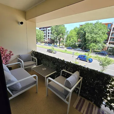 Apartament Modern Langa Plaja *